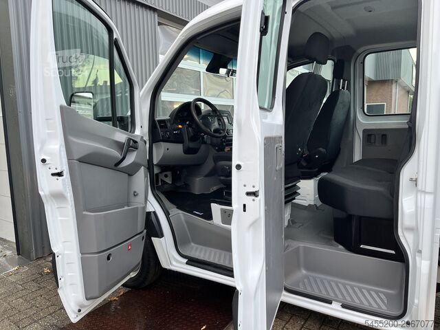 Nosturilla varustettu lavakuorma-auto Mercedes-Benz Sprinter 514 CDI 366 Hiab Laadkraan 018T Trekha...