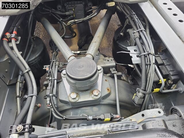 Standard-SZM DAF XF 480 4X2 SSC Retarder 2xTanks