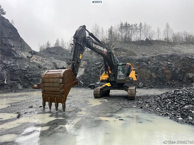 Гусеничный экскаватор Volvo ec380EL excavator w/ hw undercarriage and toothed