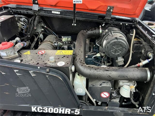 شاحنة تفريغ Kubota kc300hr-5 crawler dumper