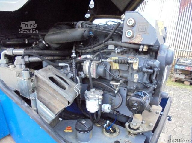 Tandemrol Hamm HD 13 VV mit Splittstreuer