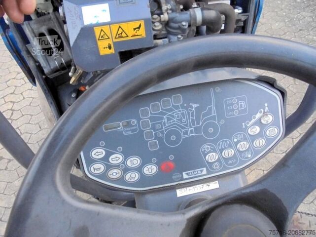 Tandemrol Hamm HD 13 VV mit Splittstreuer