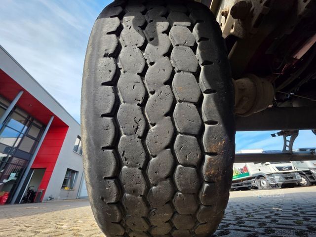 Kiperska poluprikolica SCHMITZ CARGOBULL SKI 24 SL 7.2 / Alu-Felgen / Liftachse