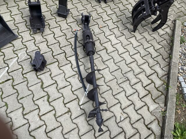 Міні-екскаватор з низьким завантаженням + пакет аксесуарів Berger Kraus BK1250KSR mit Kabine und Schwenkarm