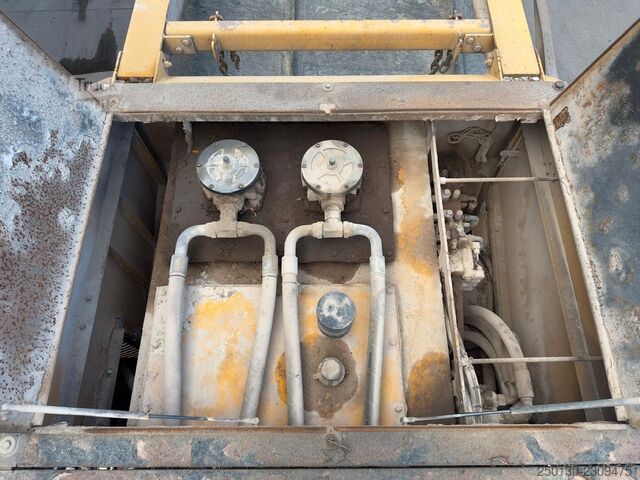 Úthenger EXTEC Extec Screens & Crushers C12 Ketten-Brechanlage