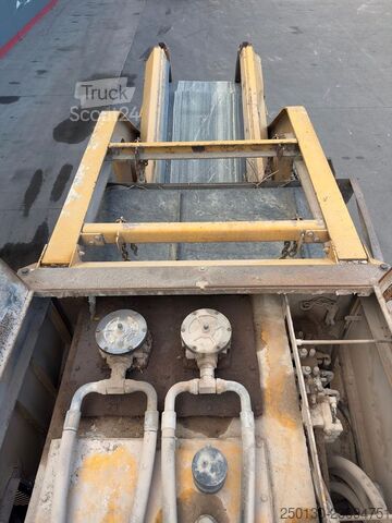 Úthenger EXTEC Extec Screens & Crushers C12 Ketten-Brechanlage