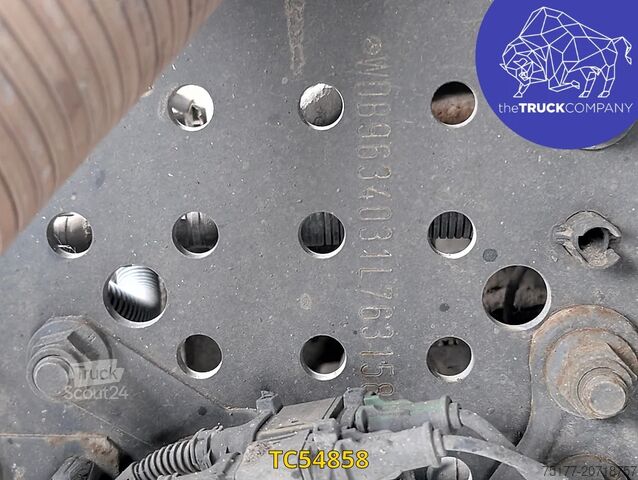 Substâncias perigosas Mercedes-Benz Actros 1842