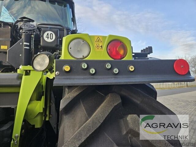 Traktor Claas XERION 5000 TRAC VC