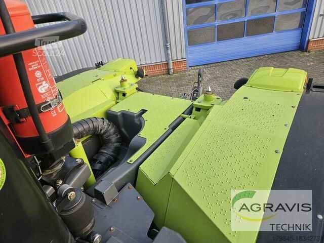 Traktor Claas XERION 5000 TRAC VC
