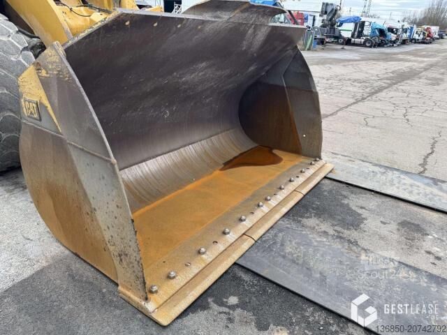 Încărcător pe roți Caterpillar 966M