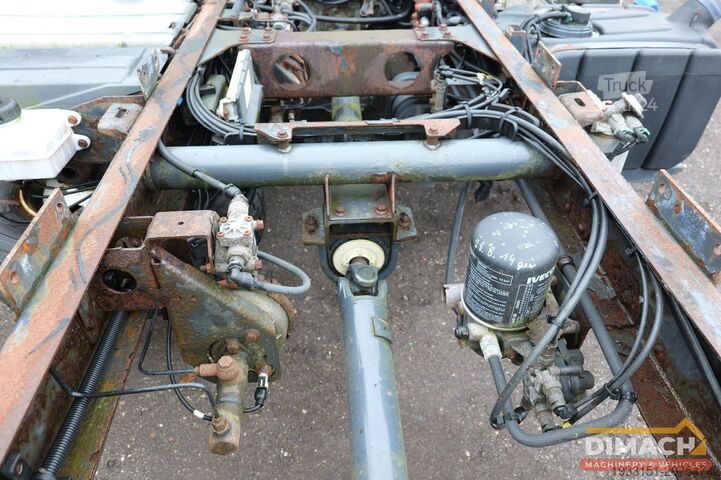 Alusta ja ohjaamo Iveco ML75E16 Eurocargo - Euro 5 - 4x2 - chassis 600 ...