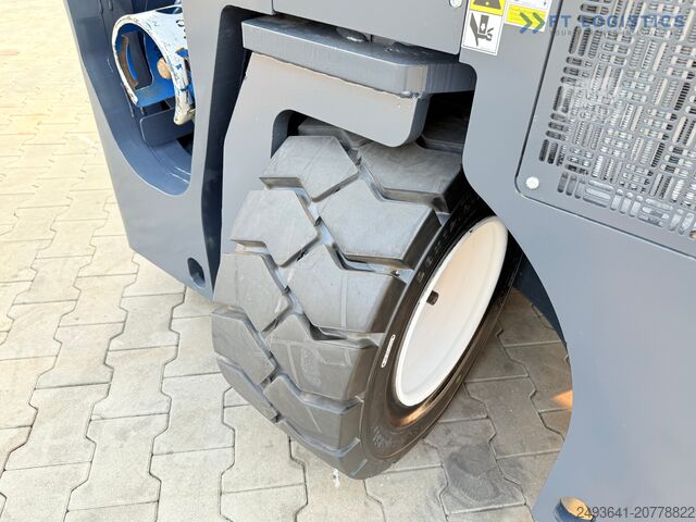 4-stranski viličar Combilift C4000CB TRIPLEX 5200MM FREE-LIFT TOP 1