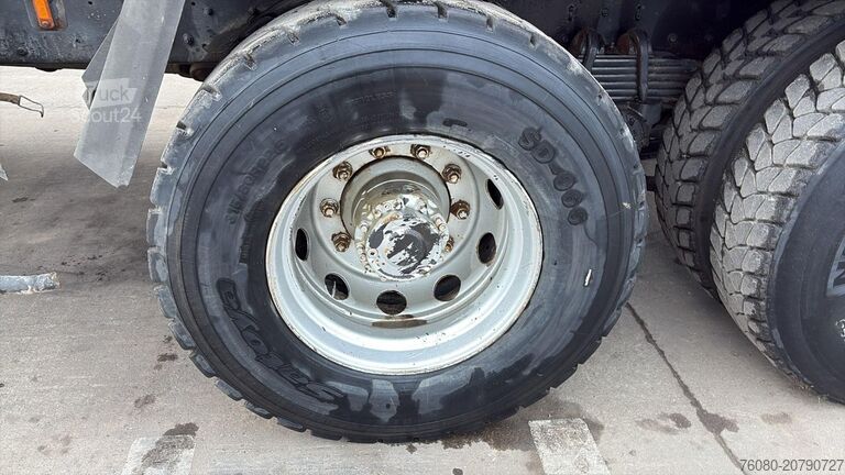 Tipper 3 côtés Renault Kerax 320 (BOITE MANUELLE / LAMES / GRAND PONT ...