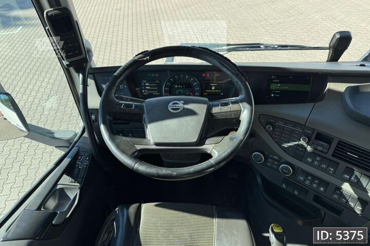 Tømmertransportør Volvo FH16 750 Globetrotter XL, Euro 6, 8x4 / Hydraul...