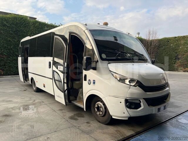 Intercity bus IVECO Daily