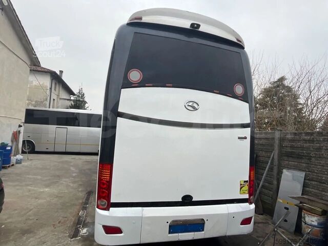 Autobus turystyczny King Long XMQ6130Y 3AL 1AA1A