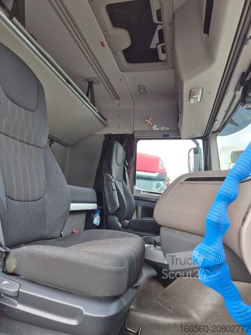 Standard tractor DAF XF 480 FT SPACE CAB