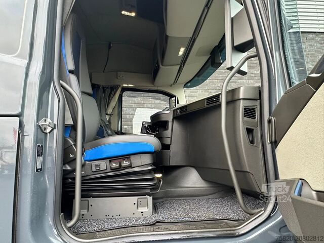 Haakarmsysteem Volvo FH 540 8X2 TRIPLE VDL S30-6700 HAAKARMSYSTEEM /...