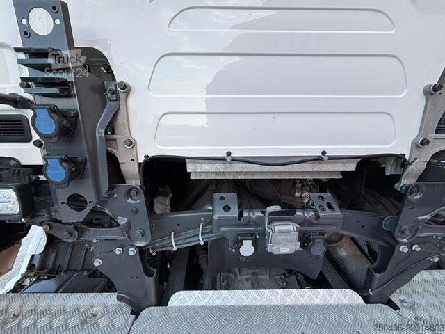 Trator standard Scania S 660 6x2 RETARDER / DOUBLE BOGIE