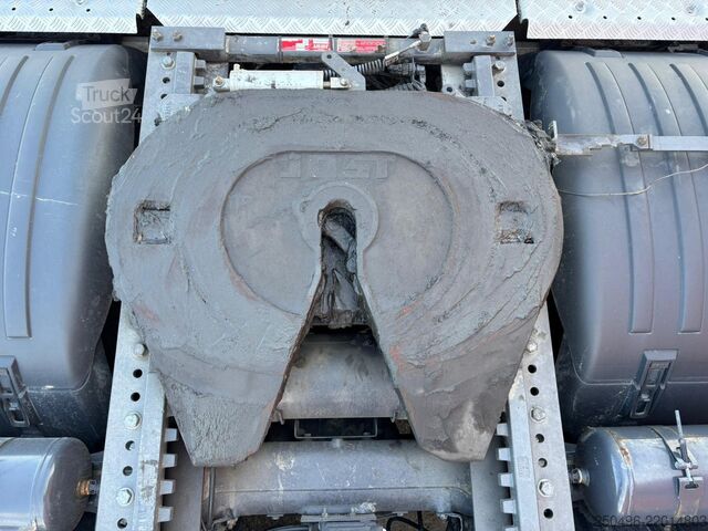 Trator standard Scania S 660 6x2 RETARDER / DOUBLE BOGIE