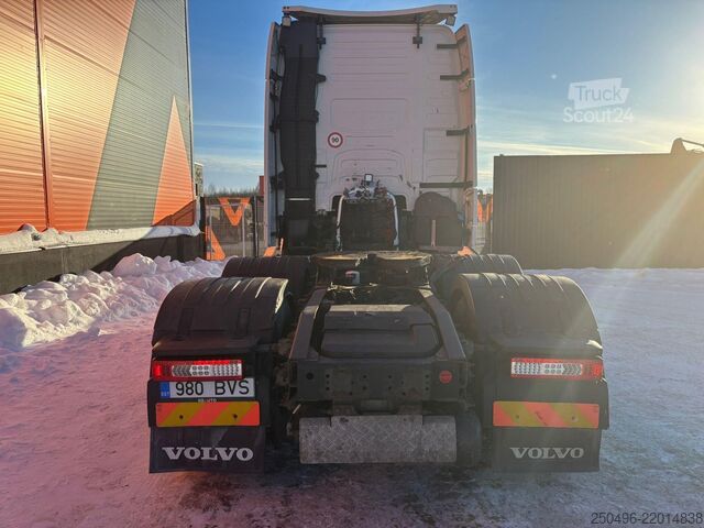 Standaard trekker Volvo FH 500 6x2 GLOBE XL