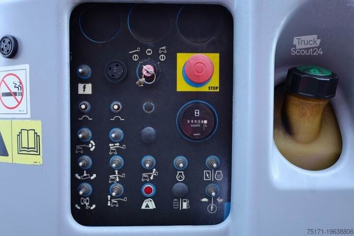 Mafsallı teleskopik çalışma platformu Genie Z34/22 Diesel, 4x4 Drive, 12.6m Working Height, 6.