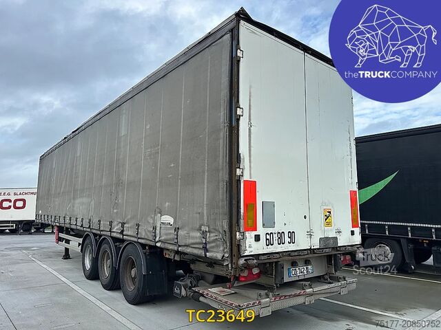 Sliding tarpaulins Trailor