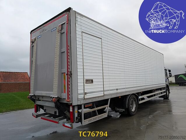 Чемодан Renault Premium 320