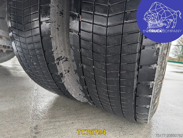 Чемодан Renault Premium 320