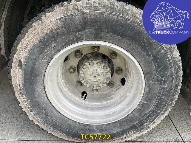 Véhicule de collecte des déchets Iveco EuroCargo 120 EL20