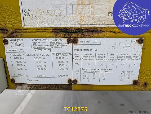 Plataforma remolque Trax