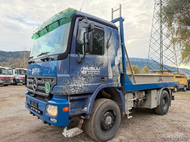 Standard SZM MERCEDES-BENZ Actros 2046 4X4BB SZM + LKW Maschinentransporter