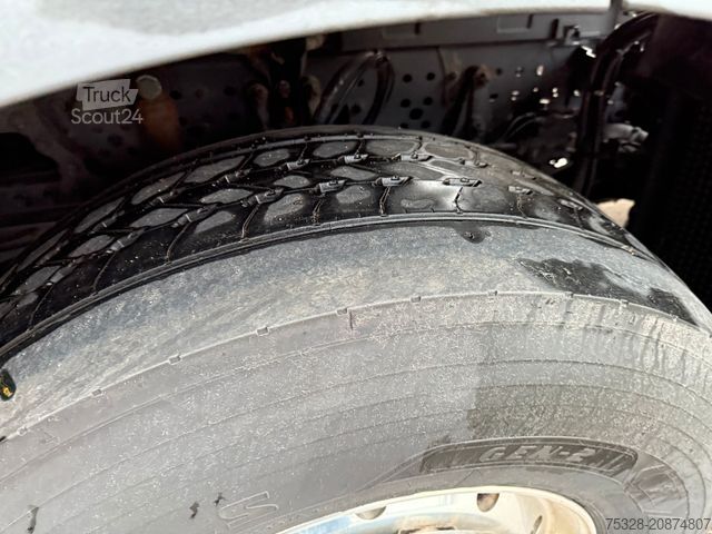 Standard SZM MERCEDES-BENZ Actros 1853 ADR Hydraulik Top Ausstattung