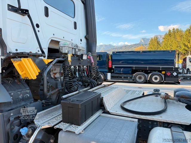 Standard SZM MERCEDES-BENZ Arocs 2043 4X4 original kein Hydro Blatt Kipphyd