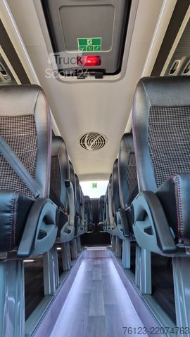 Minibus IVECO 2x Daily 70 Lagerfahrzrug Ferqui Sunrise 2,5 m B