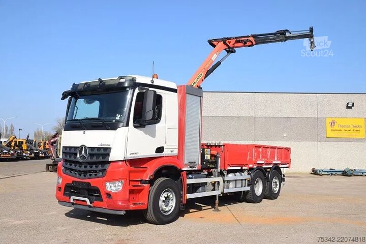 Plataforma de carga Mercedes-Benz Arocs 2830