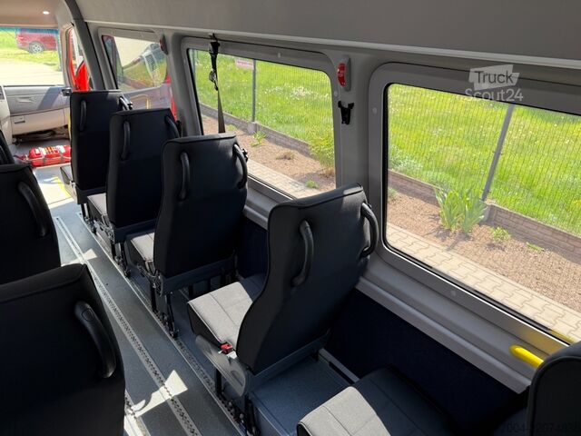 Minibusz Mercedes-Benz Sprinter 516