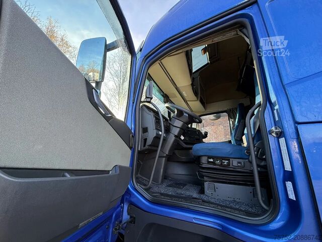 Standard-SZM Volvo FH 460 Globetrotter XL 2x tank Standairco 405.3...