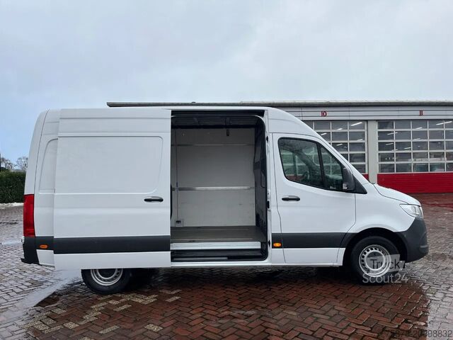 Furgoneta Mercedes-Benz Sprinter 317 CDI L2H2