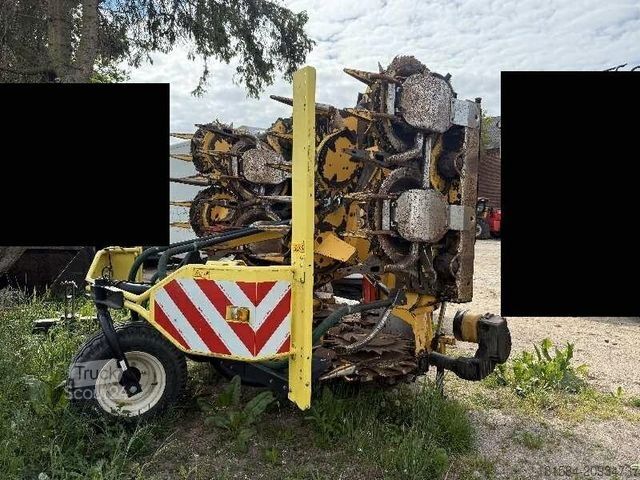 Landmaschine NEW HOLLAND 900 SFIE