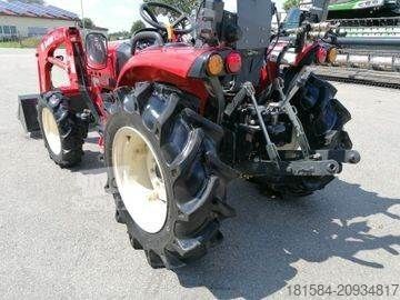 Tractor Branson BRANSON
