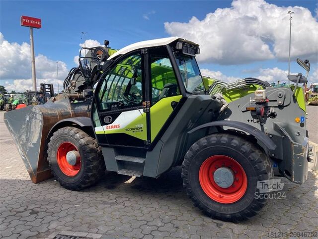 Teleszkópos rakodó CLAAS Scorpion 756 Varipower