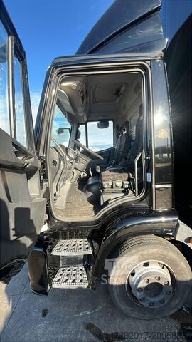 هيكل الشاحنة Iveco EuroCargo 120e25