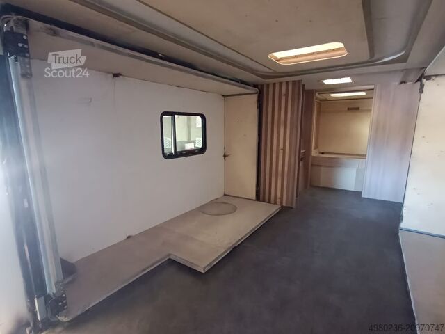 Integriertes Wohnmobil SCANIA Luxusreisemobil Produktionsplatz