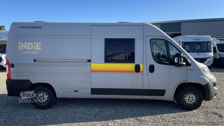 Caravana/autocaravana Fiat Weinsberg Carabus 600 K | 4 Posti Letto | Completamente Attrezzato