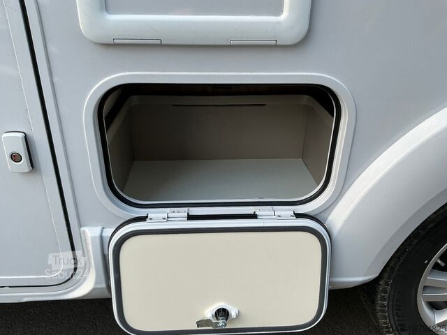 Halvintegrerad husbil EURA MOBIL CONTURA 766 EF LUMINARY PLUS+FAHRASSISTENZ+LEDER