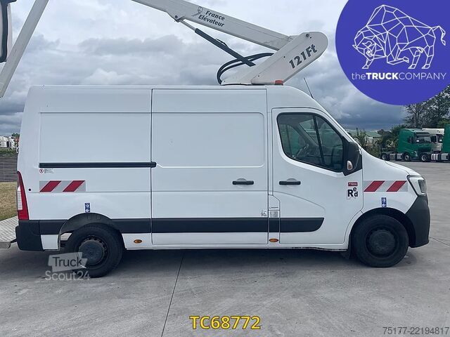 Подемна платформа Renault Master 145.35 nacelle