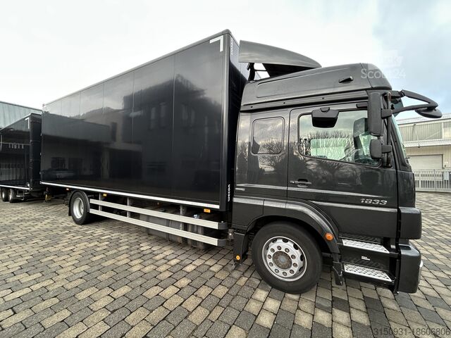 LKW mit Koffer & Anhänger Durchladesyst. Mercedes-Benz Axor R 1833L/NR + Anhänger