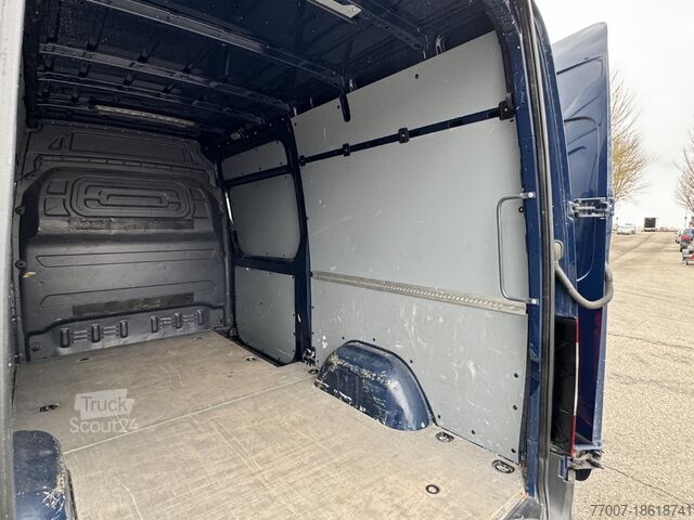 Kisteherautó magas + hosszú Mercedes-Benz Sprinter 315 CDI Kasten ML+H 3-Sitze Kli