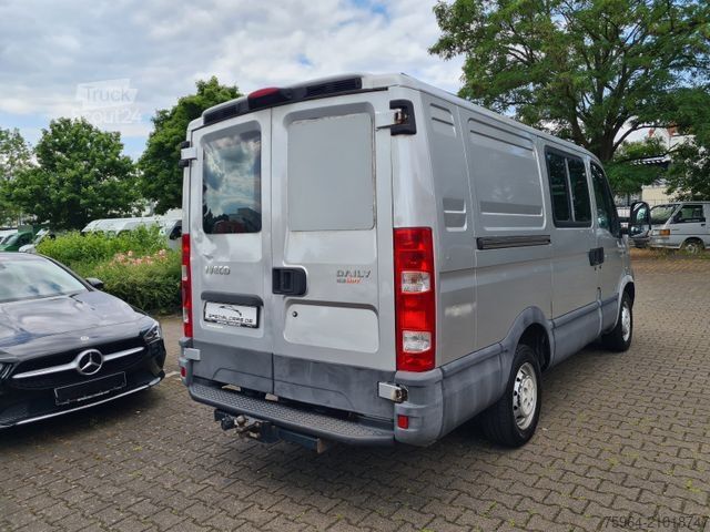 Minibus IVECO Daily 29 L14 Mixto - 6 Sitzer - Mittel + Flach